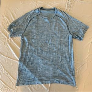 Lululemon Vent Tech Men’s shirt Medium